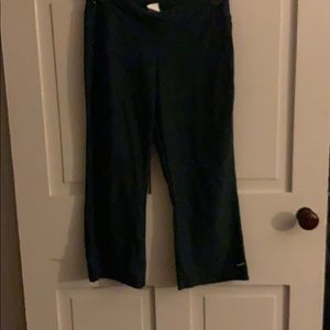 Nike Capri length athletic pants small
